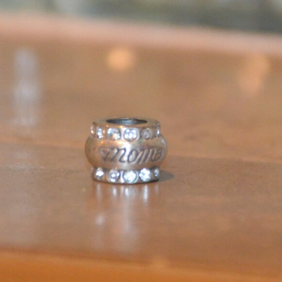 Spacer for bracelet or necklace, Mom - Picture 1 of 5